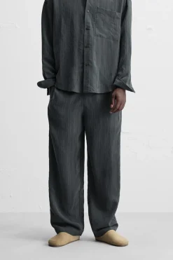 PANTALÓN FLUÍDO ESTRUCTURA