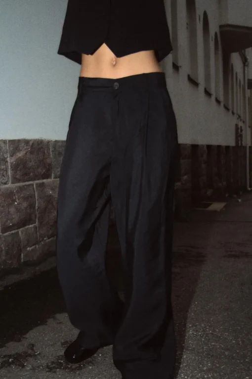 PANTALÓN FLUIDO PINZAS