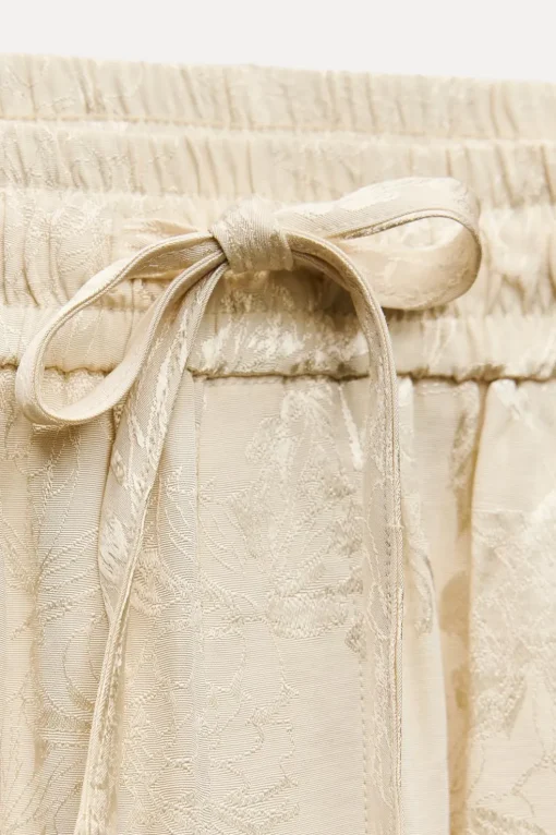 PANTALÓN JACQUARD FLORES
