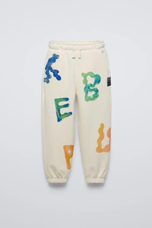 PANTALÓN JOGGER ESTAMPADO LETRAS