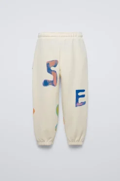 PANTALÓN JOGGER ESTAMPADO LETRAS
