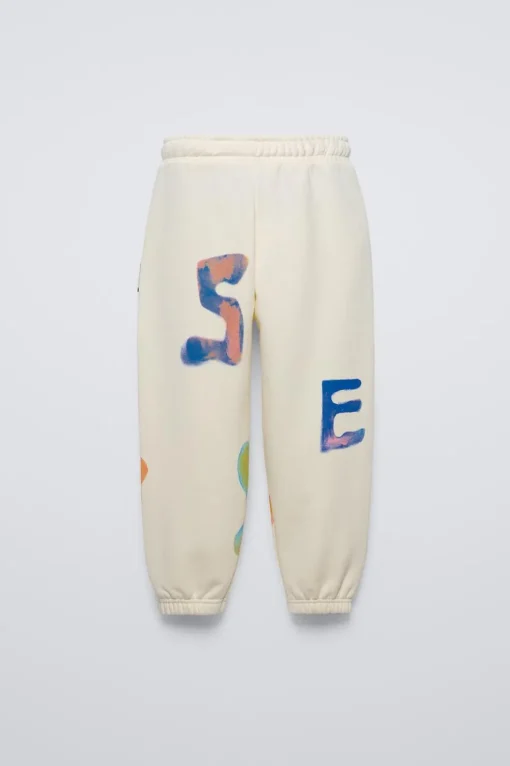 PANTALÓN JOGGER ESTAMPADO LETRAS