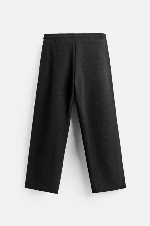 PANTALÓN JOGGER JACQUARD RELIEVE