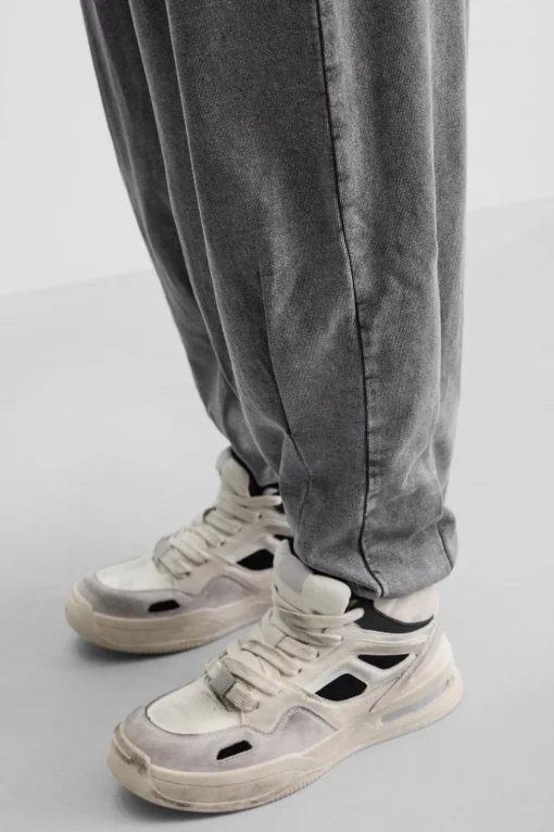 PANTALÓN JOGGER OVERSIZE LAVADO