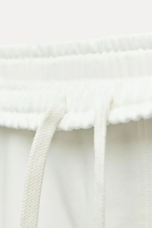 PANTALÓN JOGGER PLIEGUES