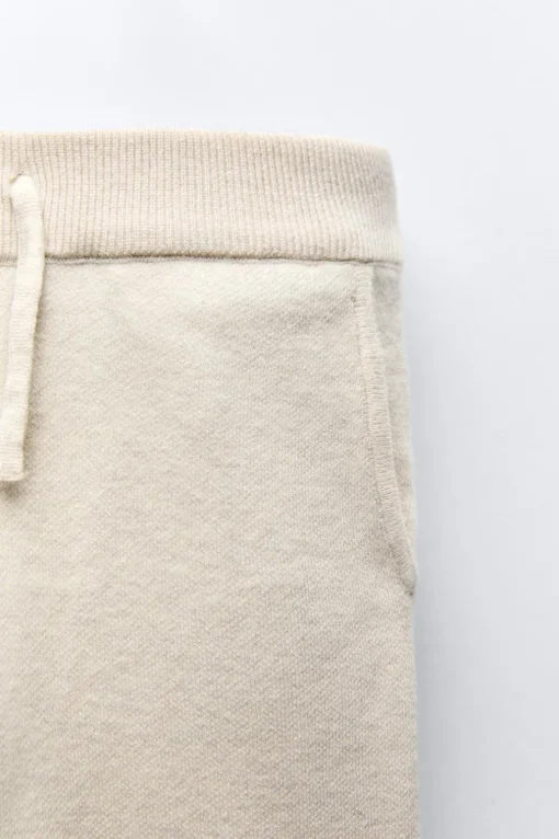 PANTALÓN JOGGER PUNTO