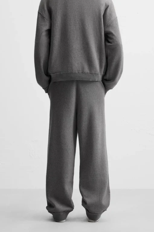 PANTALÓN JOGGER PUNTO COSTURAS IRREGULARES