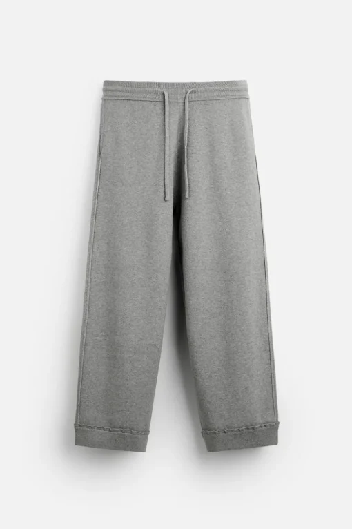 PANTALÓN JOGGER PUNTO COSTURAS IRREGULARES