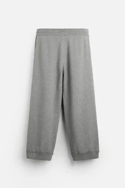 PANTALÓN JOGGER PUNTO COSTURAS IRREGULARES