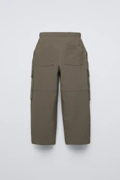 PANTALÓN NYLON FORRADO