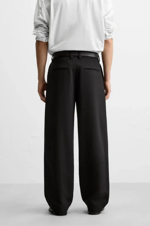 PANTALÓN OVERSIZE FIT PLIEGUES