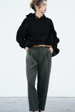 PANTALÓN PLIEGUES CINTURÓN