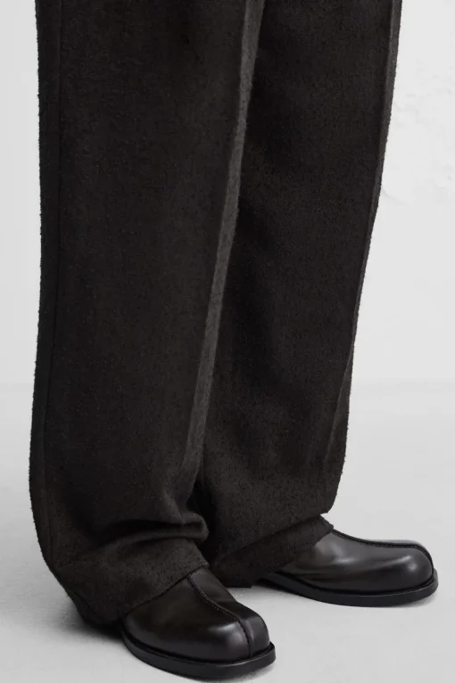 PANTALÓN PLIEGUES CINTURÓN X NANUSHKA