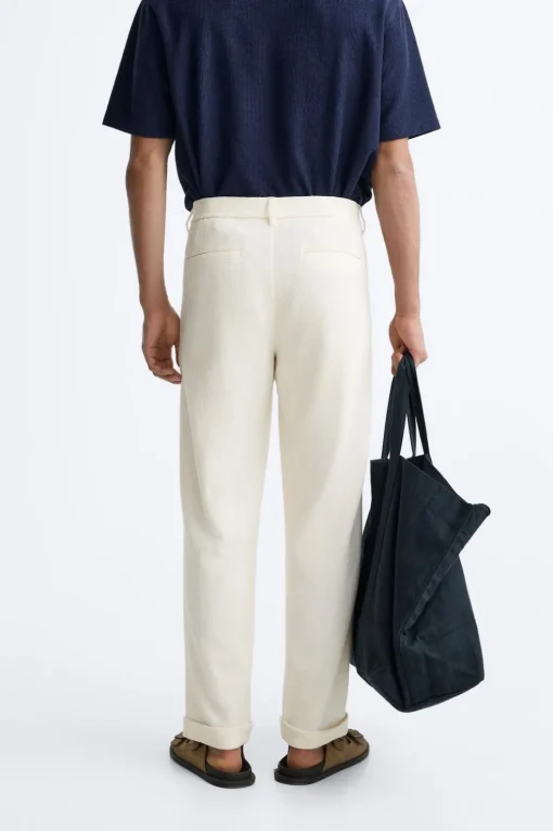 PANTALÓN PLIEGUES ESTRUCTURA