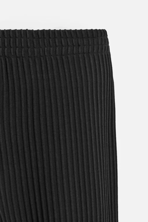 PANTALÓN PLISADO