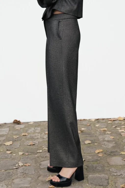 PANTALÓN RECTO BRILLO