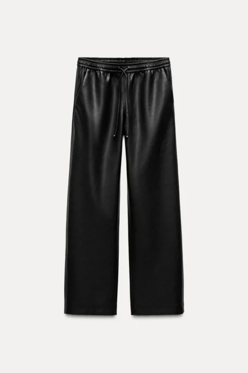 PANTALÓN RECTO EFECTO PIEL