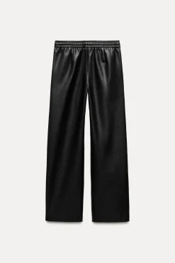 PANTALÓN RECTO EFECTO PIEL