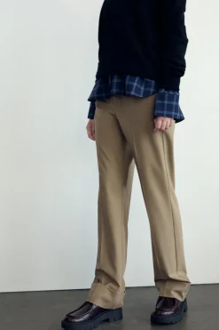 PANTALÓN RECTO VUELTA