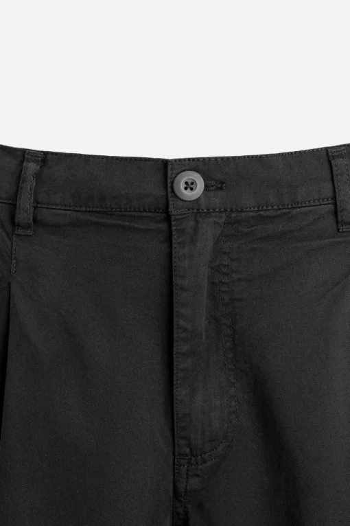 PANTALÓN RELAXED FIT PLIEGUES