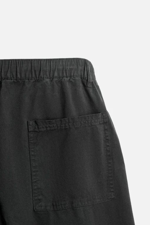 PANTALÓN RELAXED FIT PLIEGUES