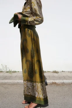 PANTALÓN SATINADO ESTAMPADO