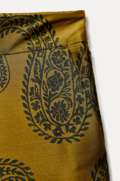 PANTALÓN SATINADO ESTAMPADO
