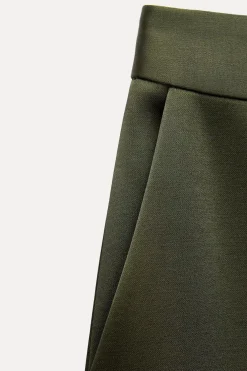 PANTALÓN SATINADO TIRO ALTO