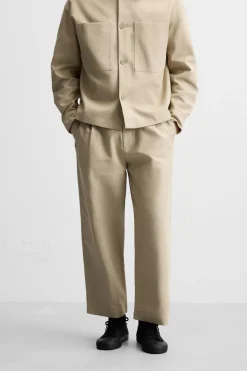 PANTALÓN STRAIGHT FIT PLIEGUES