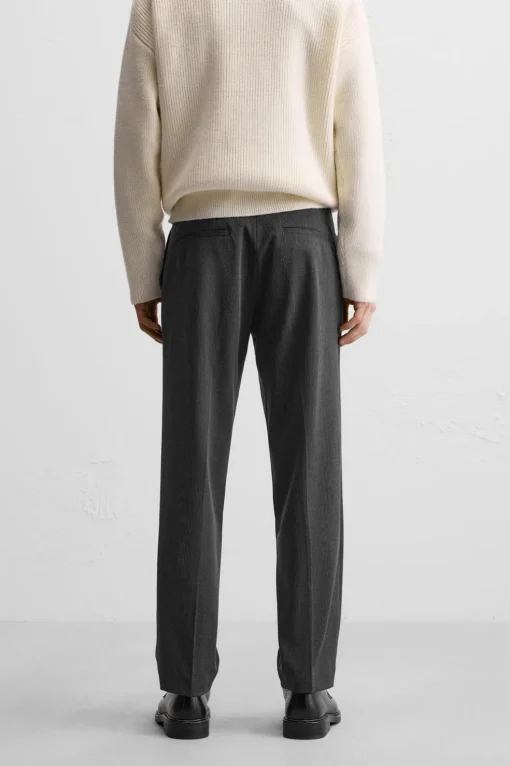 PANTALÓN STRAIGHT FIT RAYAS