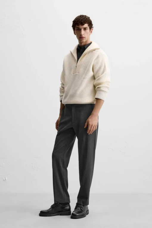 PANTALÓN STRAIGHT FIT RAYAS