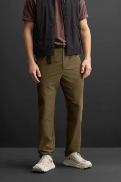 PANTALÓN TÉCNICO CINTURÓN