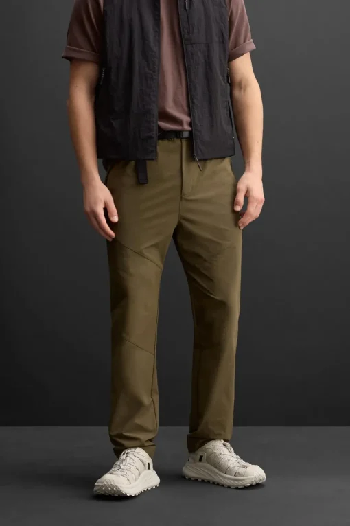 PANTALÓN TÉCNICO CINTURÓN