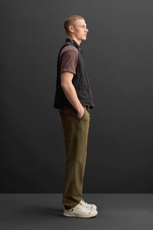 PANTALÓN TÉCNICO CINTURÓN