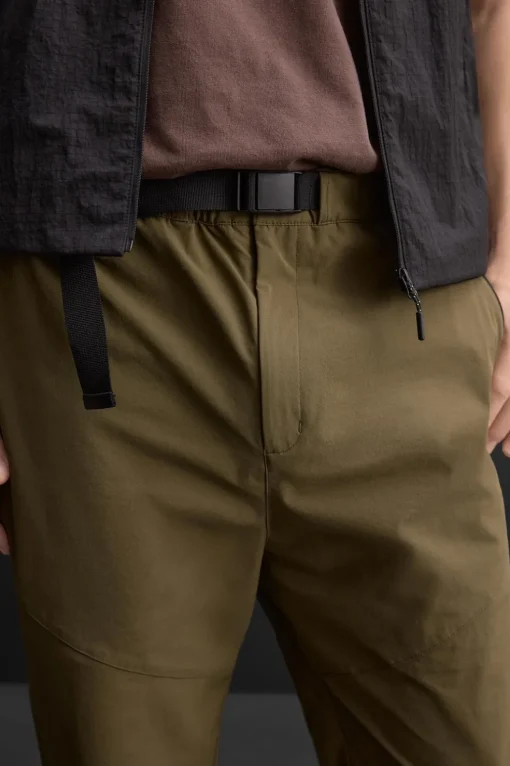PANTALÓN TÉCNICO CINTURÓN