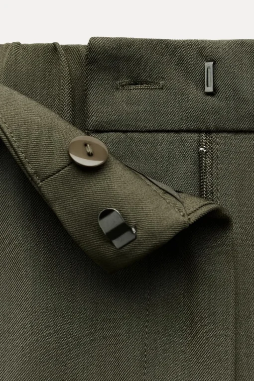 PANTALÓN TOBILLERO CINTURÓN