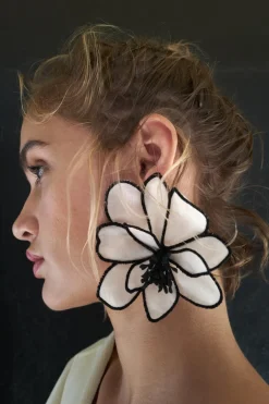 PENDIENTES FLOR