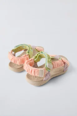 SANDALIA ESTAMPADA