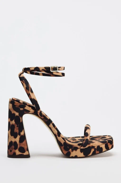 SANDALIA PLATAFORMA ESTAMPADO ANIMAL