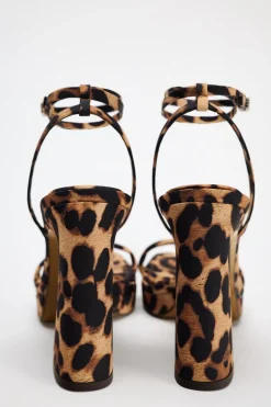 SANDALIA PLATAFORMA ESTAMPADO ANIMAL
