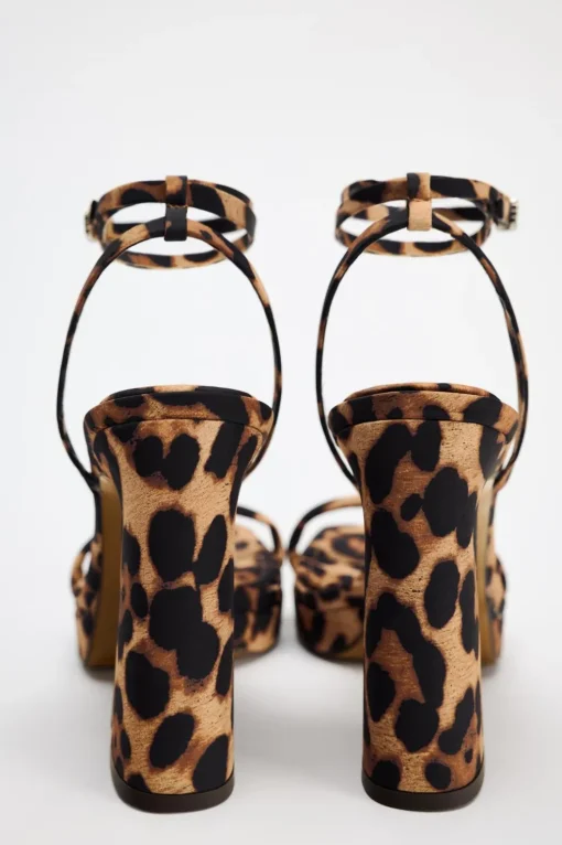 SANDALIA PLATAFORMA ESTAMPADO ANIMAL