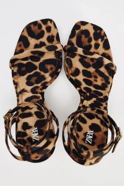 SANDALIA PLATAFORMA ESTAMPADO ANIMAL