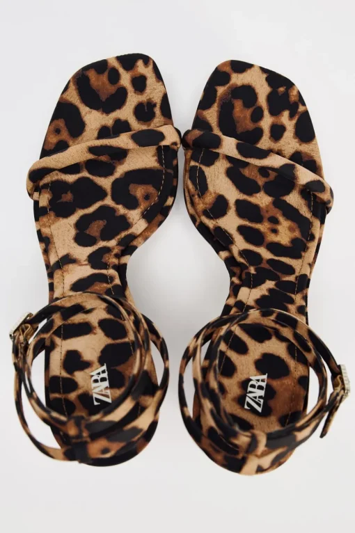 SANDALIA PLATAFORMA ESTAMPADO ANIMAL
