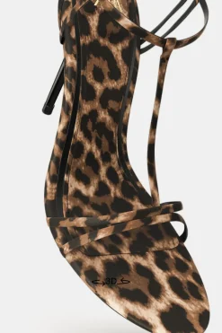 SANDALIA TACÓN ESTAMPADO ANIMAL