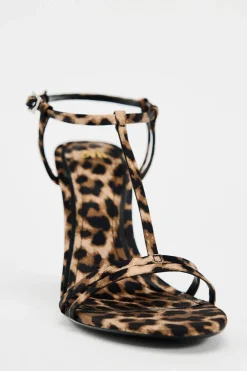 SANDALIA TACÓN ESTAMPADO ANIMAL