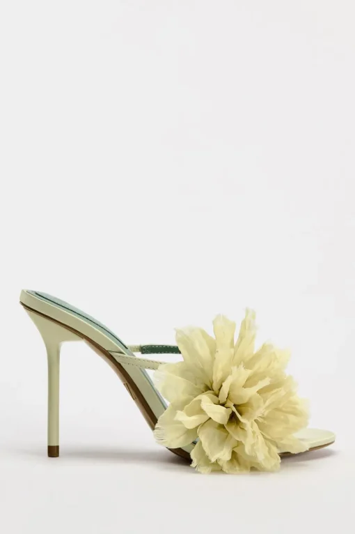 SANDALIA TACÓN MAXI FLOR