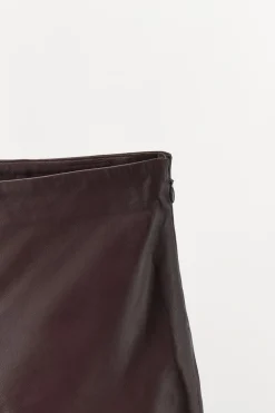 SHORTS 100% PIEL