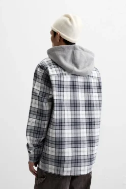 SOBRECAMISA CAPUCHA COMBINADA