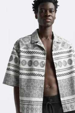 SOBRECAMISA JACQUARD GEOMÉTRICO