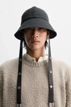 SOMBRERO BUCKET TÉCNICO X NANUSHKA